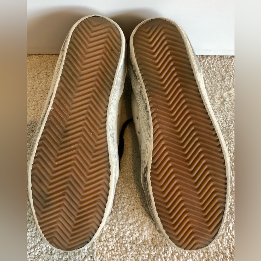 Golden Goose Super Star Sneakers. Black, white and gold. Size 38. Lightly worn. - Picture 12 of 16